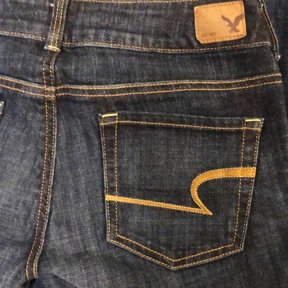 🦅 AMERICAN EAGLE ARTIST CROP STRETCH JEANS 🦅 - Picture 3 of 11